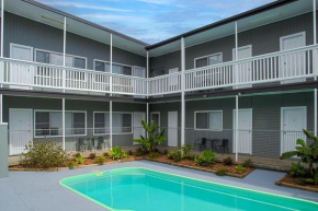Pacific Motel 04